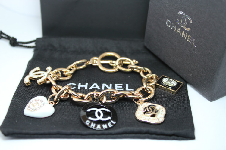 Bracciale Chanel Modello 477